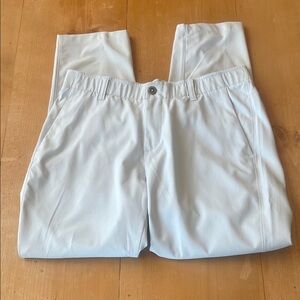 Under Armour The Showdown Pant Men’s golf pants 34/30. Light gray.